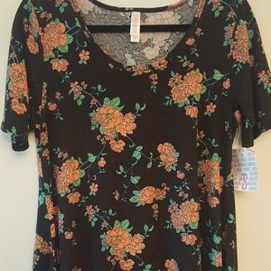 Lularoe Small Perfect T
